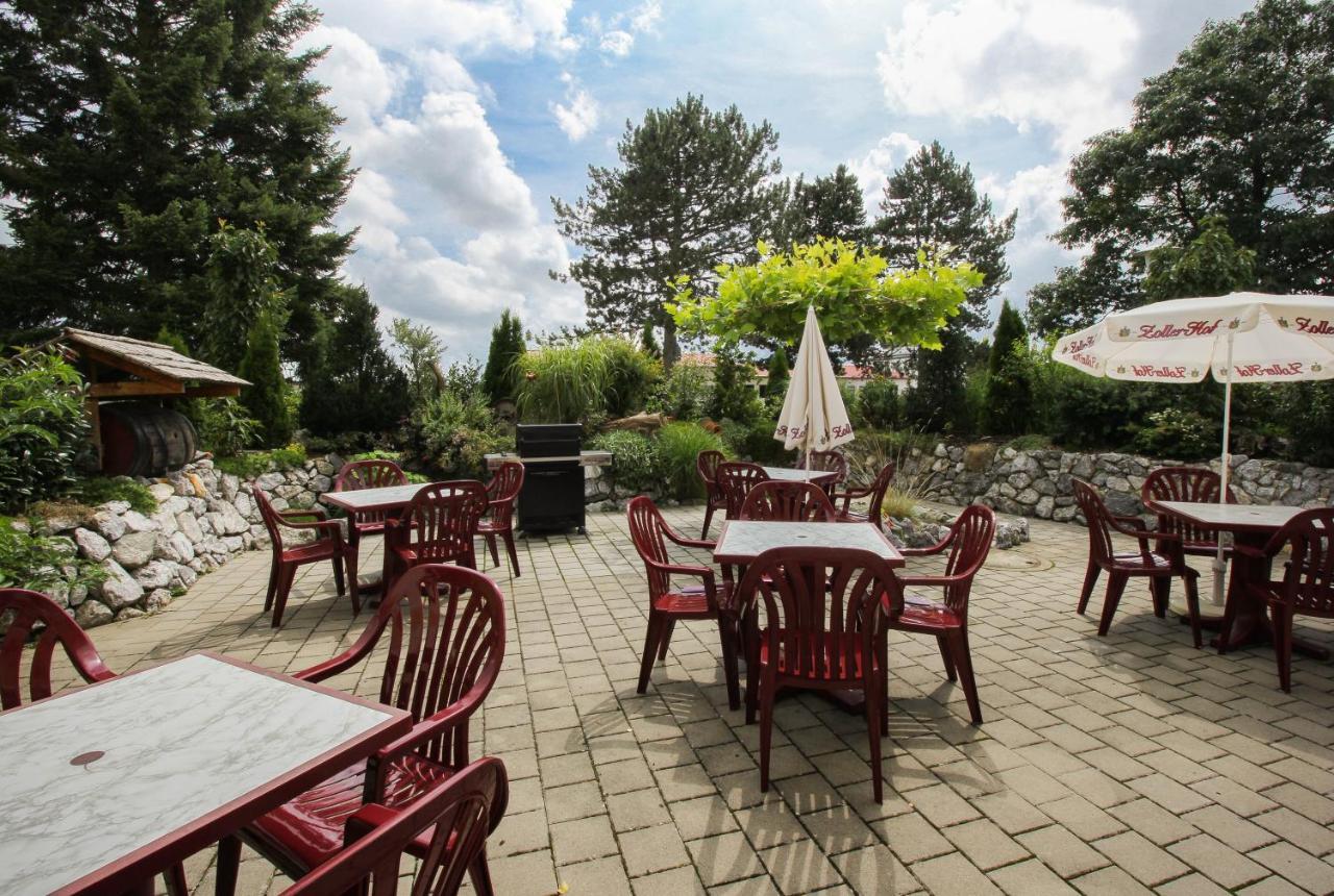 Mengen Hotel Zum Fliegerwirt מראה חיצוני תמונה