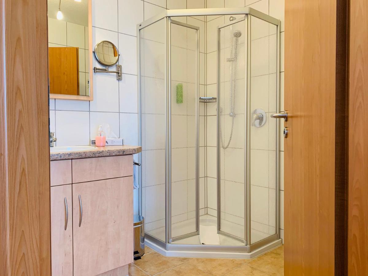 Mengen Hotel Zum Fliegerwirt מראה חיצוני תמונה